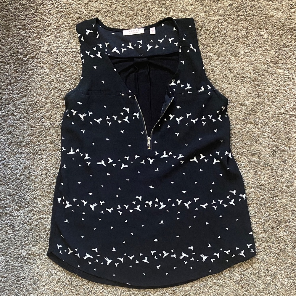 ☀️ 🎃 Tempted Black and White Bird-Print Zip-Front Camisole